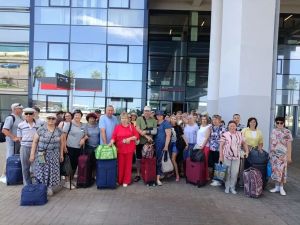 Лениногорскиның мәгариф учреждениеләре хезмәткәрләре җәйге ялны Байкалда, Абхазиядә үткәрде