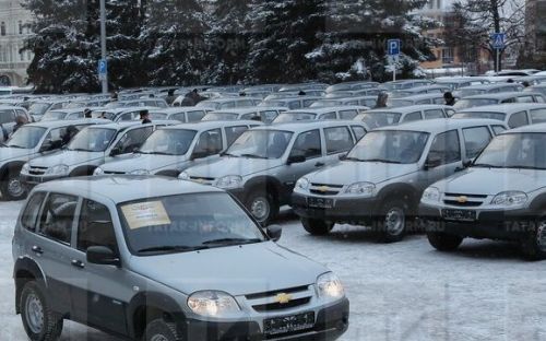Татарстаннан мобилизацияләнгән егетләргә “Нива” машинасы җибәрәчәкләр