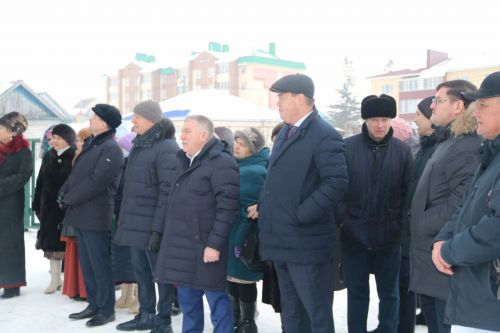 Сигез еллык тәнәфестән соң Шөгер участок хастаханәсе янәдән ачылды (+фотолар)