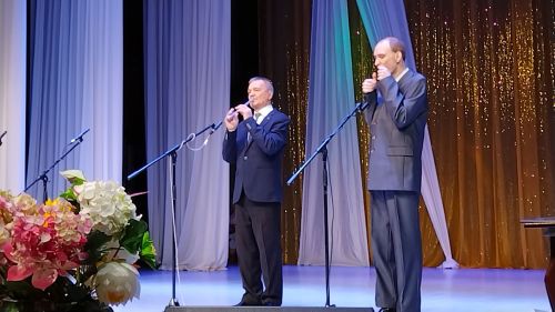 Лениногорск Мәдәният сараенда талантлы баянчы һәм башкаручы Геннадий Садовниковны юбилее белән котладылар (фотолар)