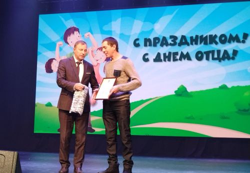 Мәдәният сараенда Әтиләр көненә багышланган бәйрәм чарасы узды (+фотолар)