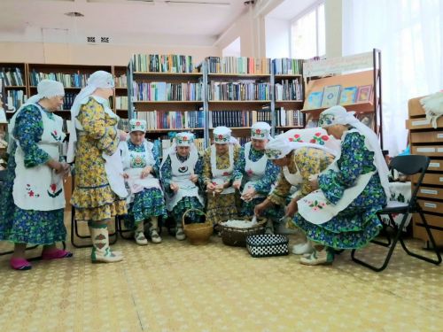 Халык күңелен йолалар уята
