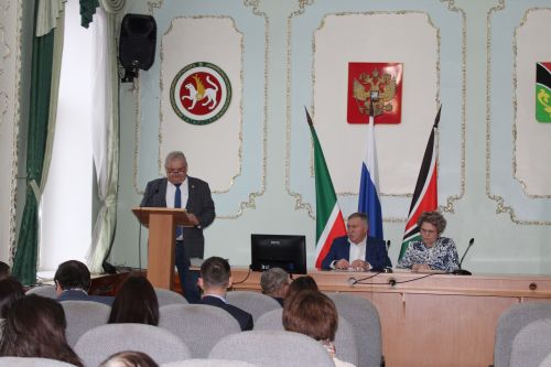 Лениногорскида гадәттән тыш хәллләр комиссиясендә районда бруцеллез авыруын профилактикалау турында сөйләштеләр