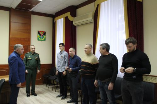 Лениногорскилыларга “Хәрби батырлык өчен” медале һәм хәрби хәрәкәтләр ветераны таныклыклары тапшырылды (+фотолар)