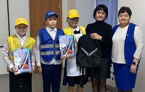 Балалар «Ватык светофор» уйнады (+фотолар)