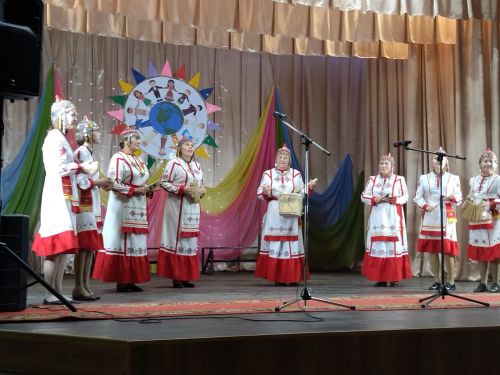 Йолалар - төрле, чәй табыны - уртак