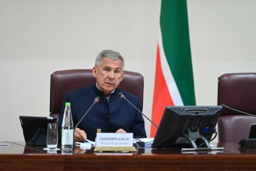 Рөстәм Миңнеханов Путинны тәкъдим итү турында: Ул безнең барыбызны берләштерүче көч булып тора
