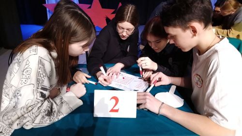 Лениногорскилылар «Безнең геройларыбыз» интеллектуаль уенда катнашты (+фотолар)