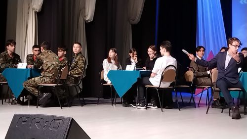 Лениногорскилылар «Безнең геройларыбыз» интеллектуаль уенда катнашты (+фотолар)