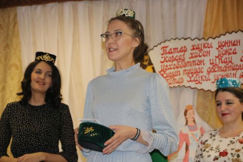 11нче гимназия Татарстанда Милли мәдәниятләр һәм гореф-гадәтләр елын әдәби көрәш белән башлады (+ фоторепортаж)