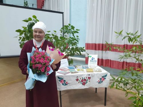 Сугышлы авылы Мәдәният йортында ветеран-укытучыларны хөрмәтләгәннәр