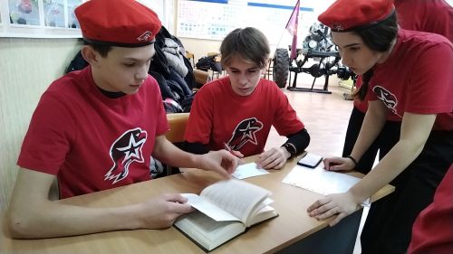 Лениногорскида мәктәп укучылары арасында «Адмирал» хәрби-патриотик уен үтте