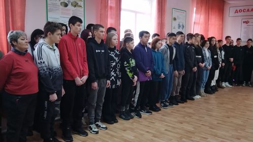 Лениногорскида мәктәп укучылары арасында «Адмирал» хәрби-патриотик уен үтте