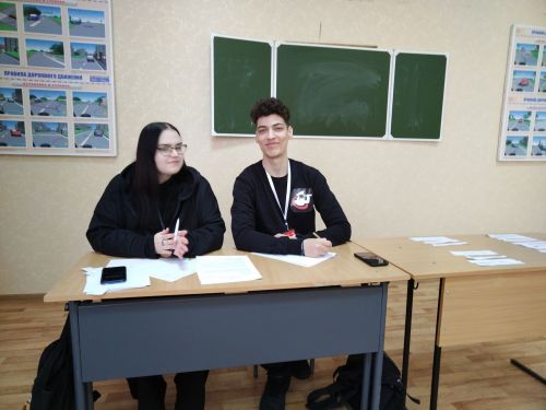 Лениногорскида мәктәп укучылары арасында «Адмирал» хәрби-патриотик уен үтте