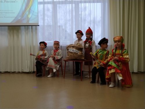 Лениногорскиның балалар бакчалары арасында бию бәйгесе үтте (+фотолар)