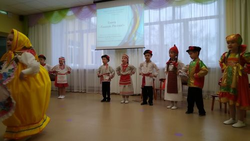 Лениногорскиның балалар бакчалары арасында бию бәйгесе үтте (+фотолар)
