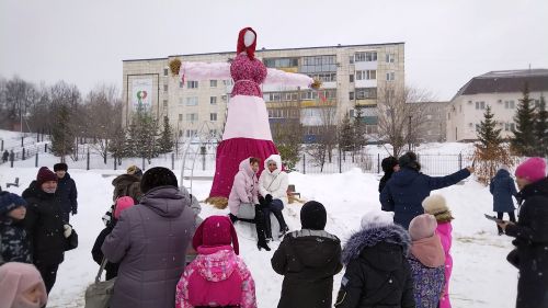 Лениногорскида «Масленица» бәйрәме үтте (+фотолар)