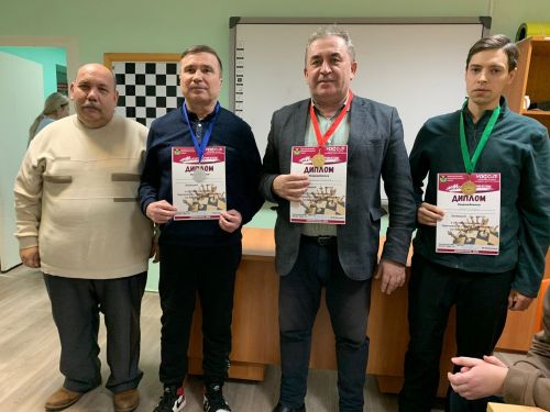 Лениногорск хатын-кызлары шахмат ярышында көч сынашты (фотолар)