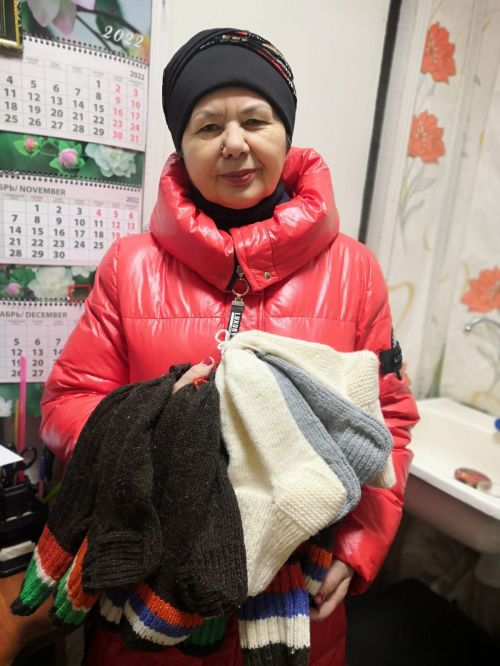 Шәһәр һәм районыбыз авылларында яшәүчеләр хәрбиләргә җылы оекбашлар бәйләү буенча берләште