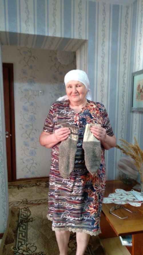 Шәһәр һәм районыбыз авылларында яшәүчеләр хәрбиләргә җылы оекбашлар бәйләү буенча берләште