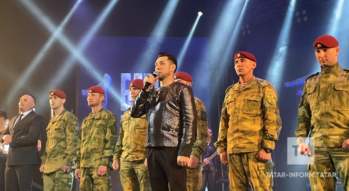 Фирдус Тямаев концертына махсус операциядә һәлак булган егетләрнең әниләрен чакырган (+ видеолар)
