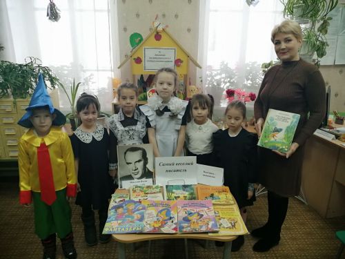 Безгә язалар: Бала күңелендә китап аша матурлык тәрбияли