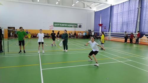Бадминтон ярышында Кубокны Лениногорскиның 2нче мәктәбе алды (+фотолар)