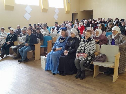 Куакбашта бөек галим Габдерәхим Утыз Имәнинең шәҗәрәләре буенча китап тәкъдим иттеләр