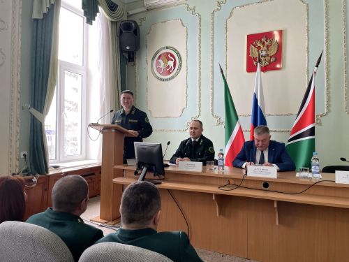 Узган ел Лениногорскида урман торгызу эше 12 гектарда башкарылган