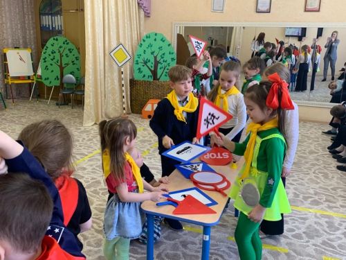 Лениногорскиның балалар бакчасында “Бәхетле очрак” викторинасы үткәрелде