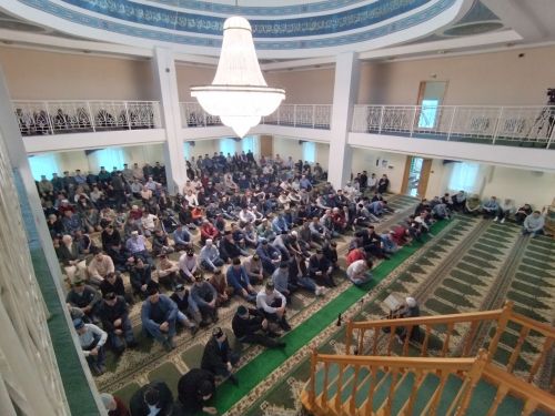 Лениногорскиның «Ихлас» мәчетендә Ураза гаете үтте (+фотолар)