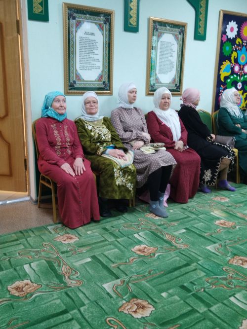Лениногорскиның «Ихлас» мәчетендә Ураза гаете үтте (+фотолар)