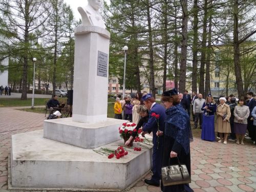 Лениногорскида Габдулла Тукайны искә алдылар (фотолар)