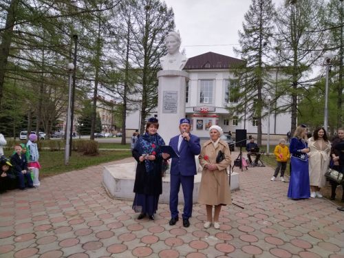 Лениногорскида Габдулла Тукайны искә алдылар (фотолар)
