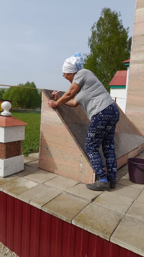 Югары Чыршылы авылы һәйкәлендә язуларны яңарттылар
