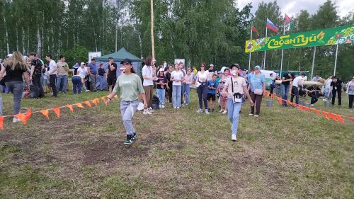 Сабантуйда халык уеннарында катнашучылар күп (+фотолар)
