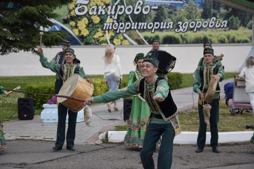 Бәкер авылында урнашкан шифаханә үзенең 90 еллыгын билгеләп үтте (+ фотолар)