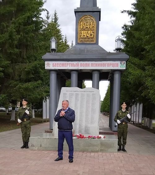 Лениногорскиның Геройлар аллеясында Хәтер һәм кайгы көне үткәрелде (+фото һәм видео)