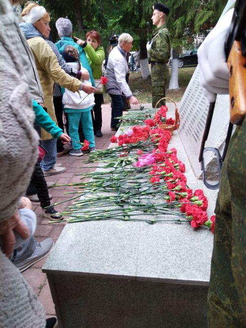 Лениногорскиның Геройлар аллеясында Хәтер һәм кайгы көне үткәрелде (+фото һәм видео)
