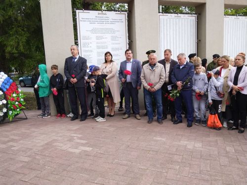 Лениногорскиның Геройлар аллеясында Хәтер һәм кайгы көне үткәрелде (+фото һәм видео)