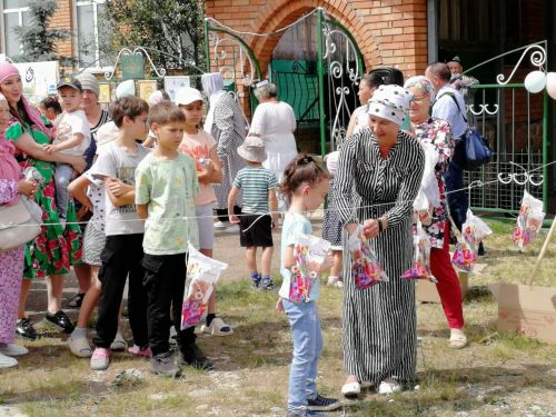 Балалар өчен күңелле һәм файдалы, әһәмиятле бәйрәм (+ фотолар)