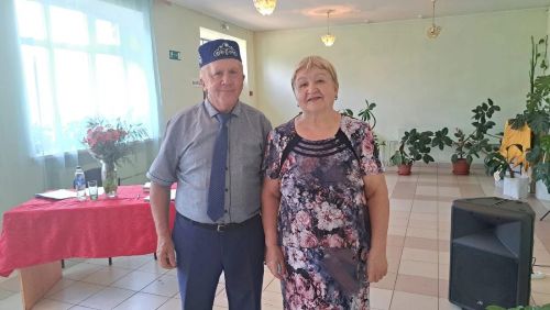 Мөэмин-Каратайда танылган шагыйрә, якташлары Гөлфия Исхакова белән очрашу узды (+фотолар)