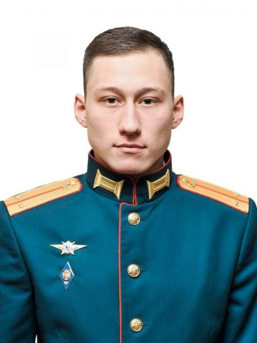 Дамир Исламов истәлегенә. Каһарманлык үрнәгендә яшь буынны да тәрбияләү мөһим.