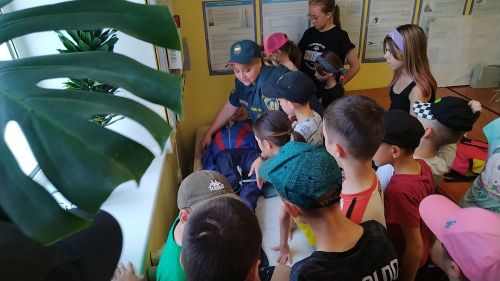 Лениногорскиның 10 нчы мәктәбе укучылары янгын частендә экскурсиядә булды (+ фотолар)
