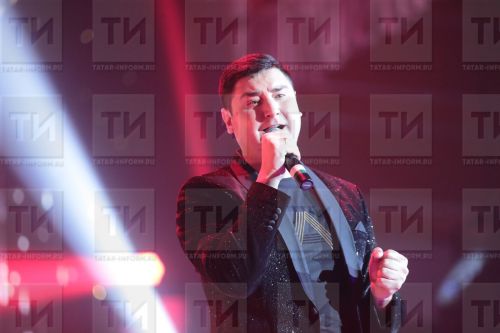 Руслан Кираметдинов: «Җиң сызганып гастрольләргә әзерләнәм»