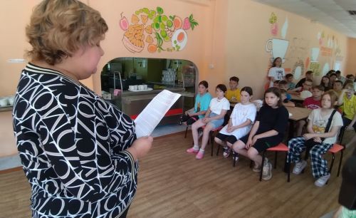 Лениногорскиның “Дружба” лагерендә балаларга Гаилә, мәхәббәт һәм тугрылык көне турында сөйләделәр (+фотолар)