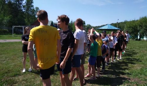 Лениногорскиның “Дружба” лагерендә балаларга Гаилә, мәхәббәт һәм тугрылык көне турында сөйләделәр (+фотолар)