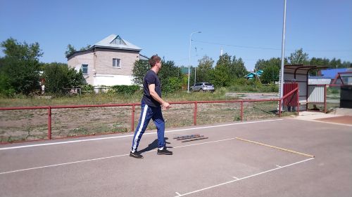 Лениногорскиның «Яшьлек» стадионында яшь гаиләләр һәм балалар ярышты (+фотолар)