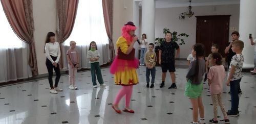 Мобилизацияләнгәннәрнең  балалары өчен «Кояшлы кәеф» чарасы үткәрелде