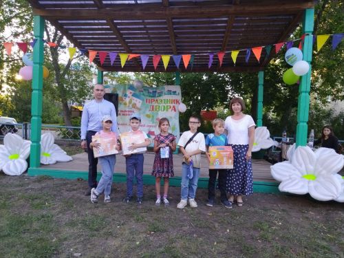 Лениногорскиның Шашин урамында ишегалды бәйрәме узды (+фотолар)